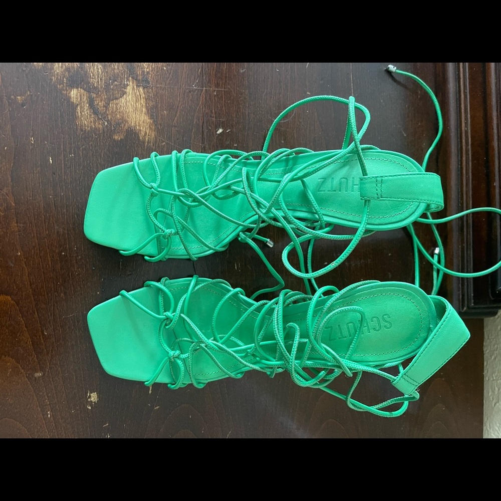 Super Cute Green Summer Sandals